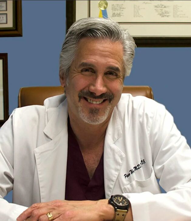 Médico Gastroenterologista Rodrigo Mathaus